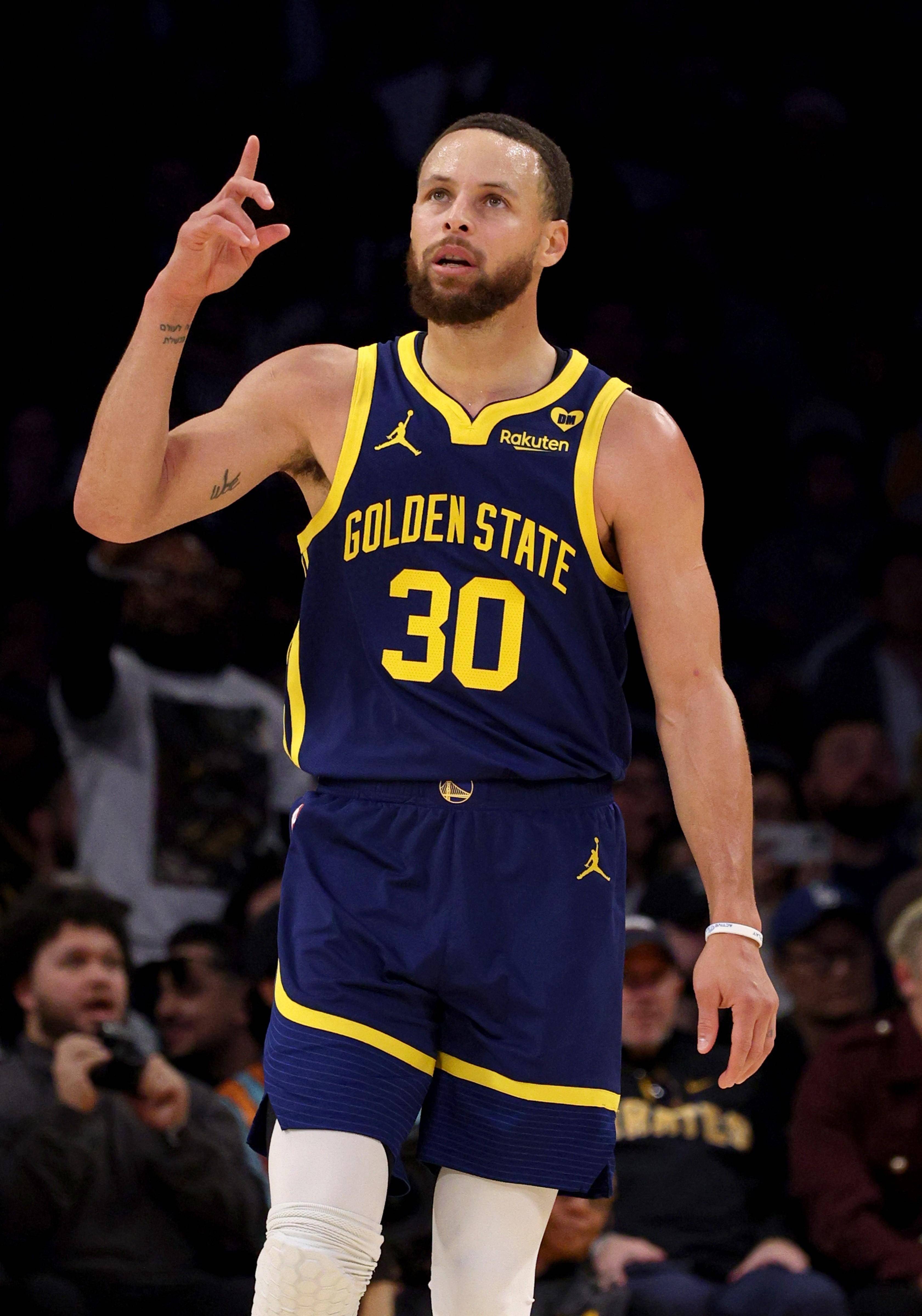 曼则通过巨 曼则通过巨