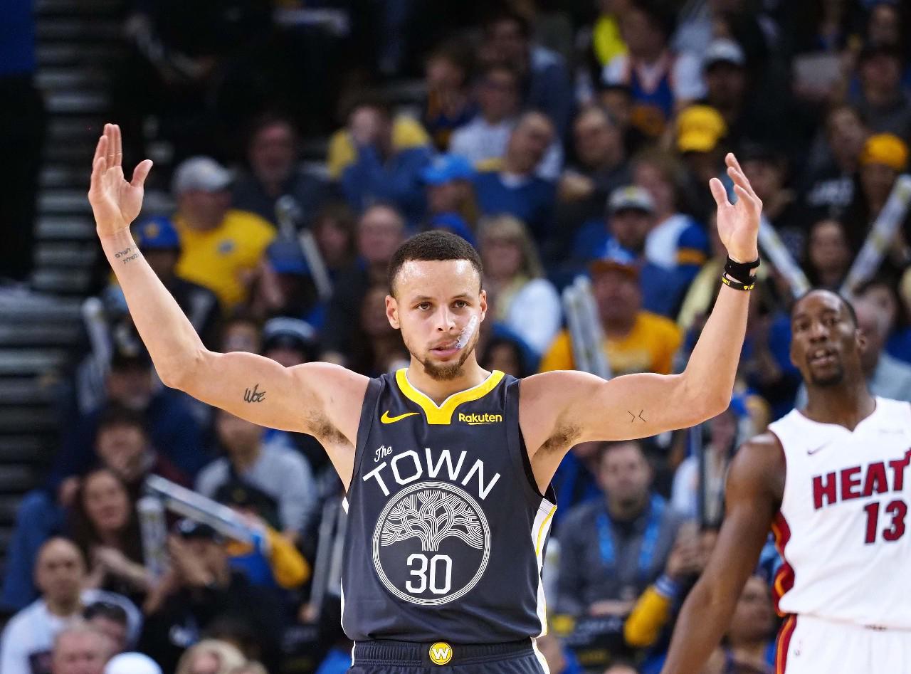 场下讨论的 场下讨论的