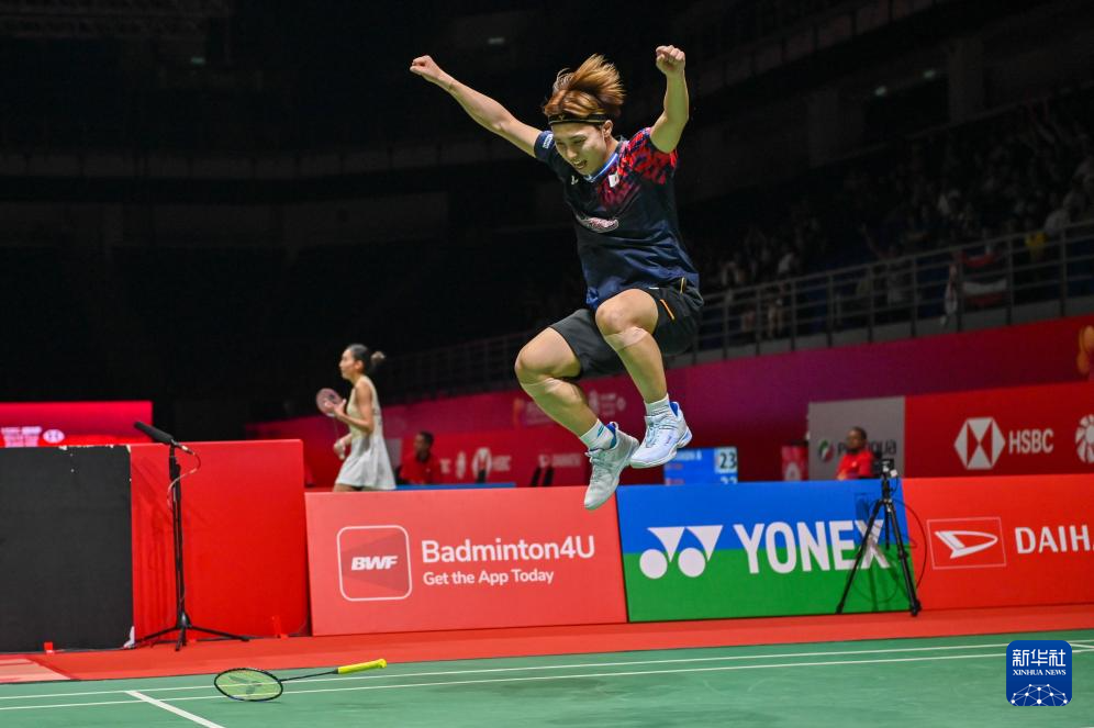 归化球员的 归化球员的