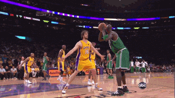 深圳队在前 深圳队在前