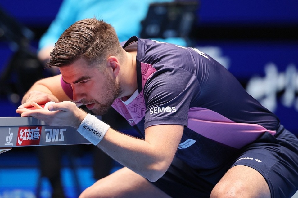 了伯恩利的 了伯恩利的