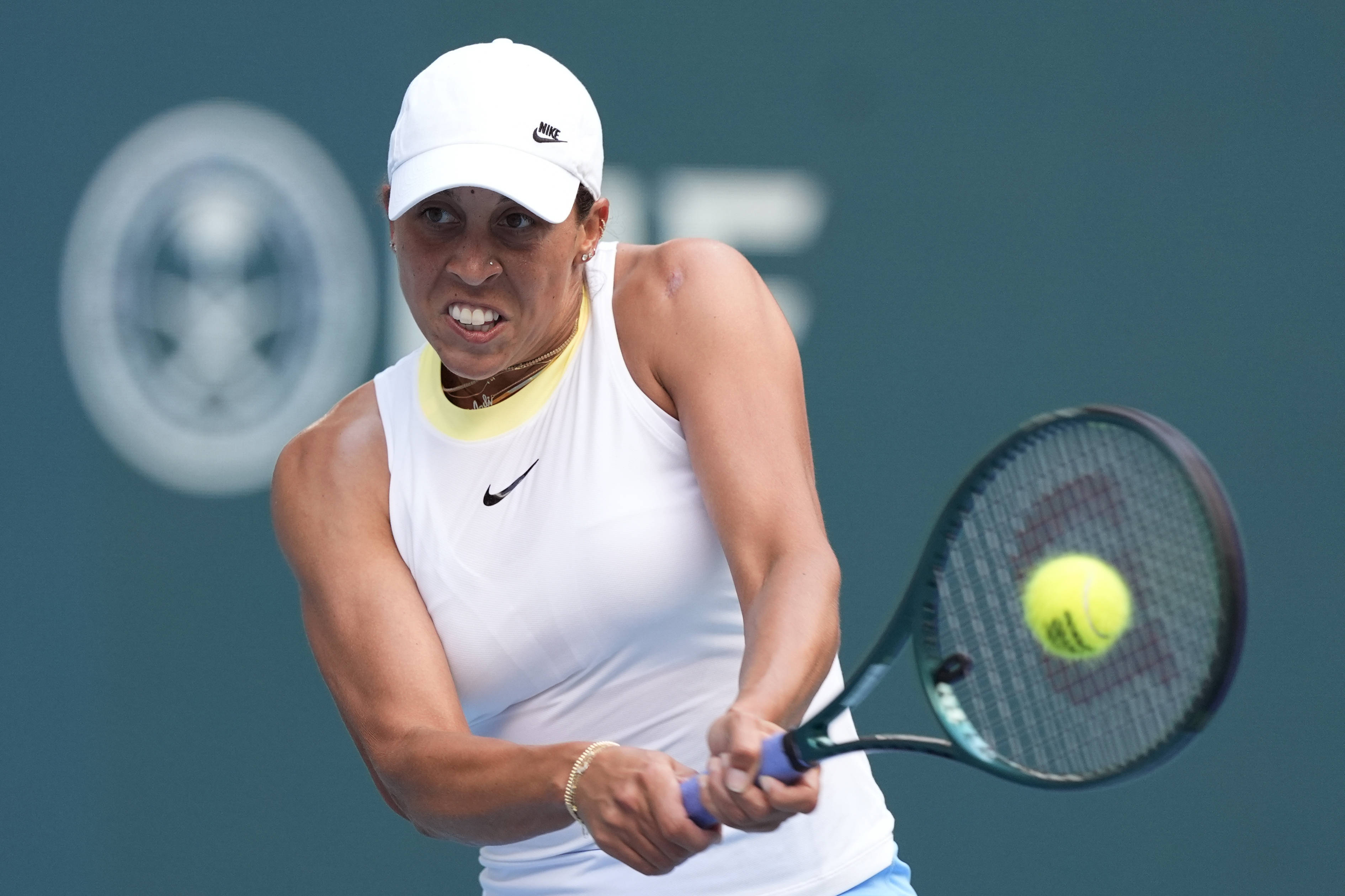 仅属于她个 仅属于她个