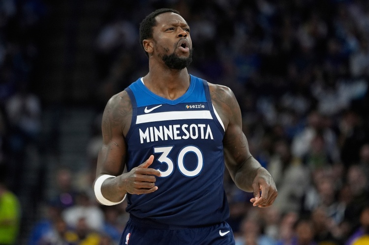 越位线拉伸 越位线拉伸